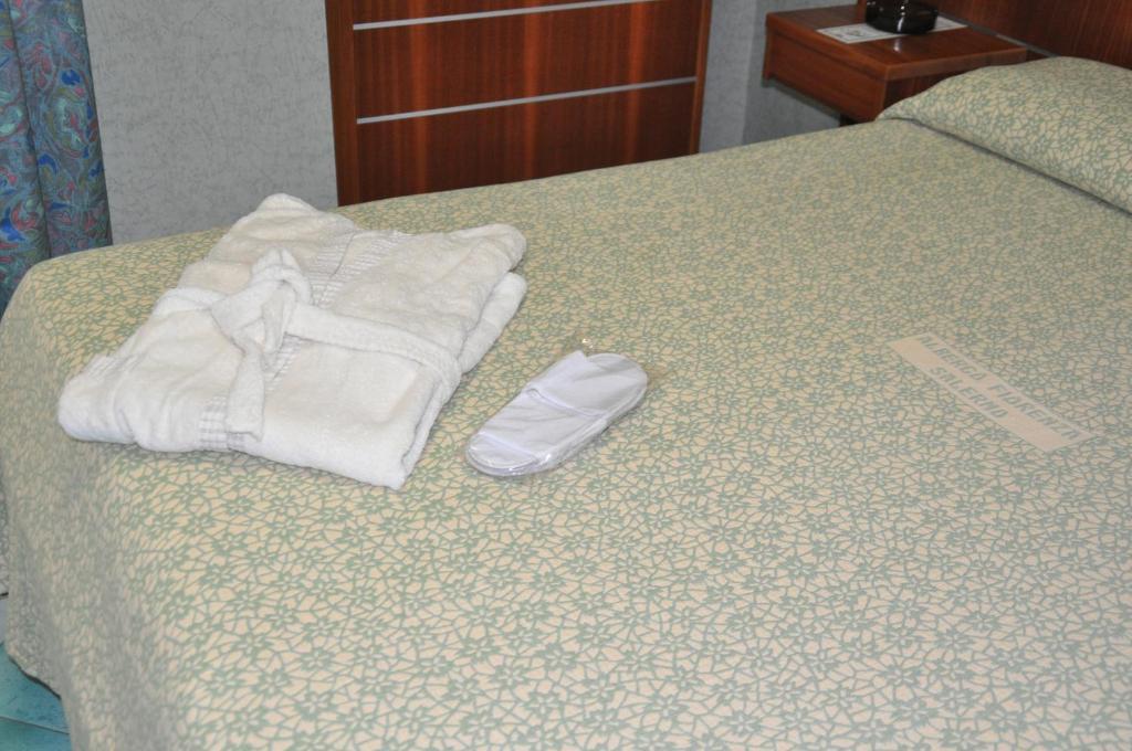Albergo Fiorenza Salerno Habitación foto