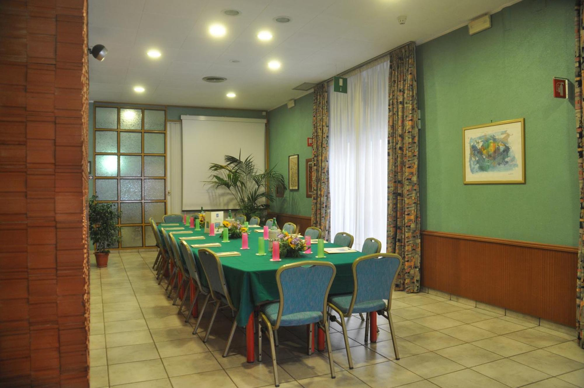 Albergo Fiorenza Salerno Exterior foto